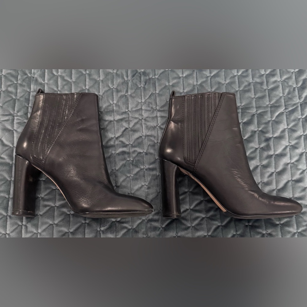 Vince Camuto Black Ankle Boots (7M) - Picture 2 of 12